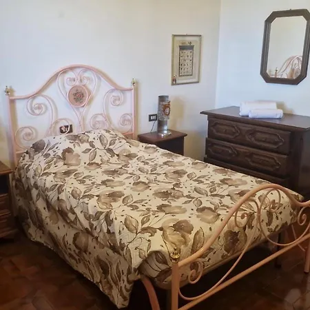 Azzurra Jaktstuga Arezzo