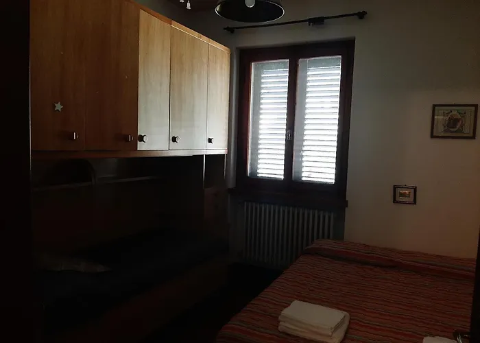 Azzurra * Arezzo